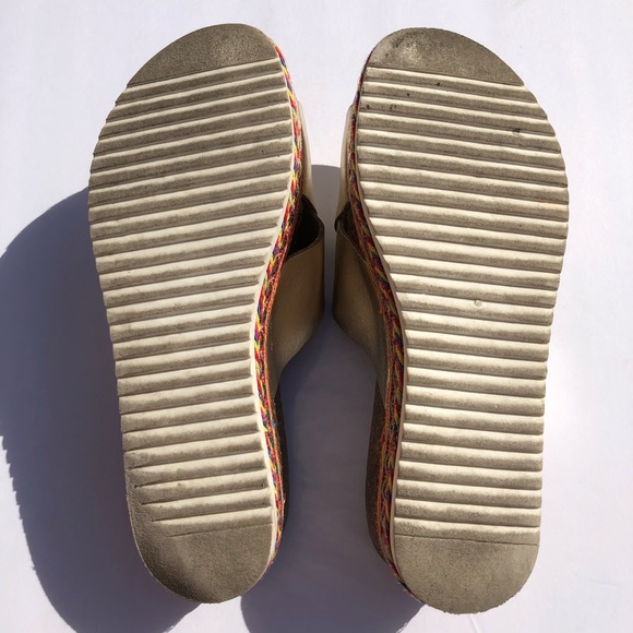 Carvela by Kurt Geiger Kake platform gold sandal - Picture 12 of 13